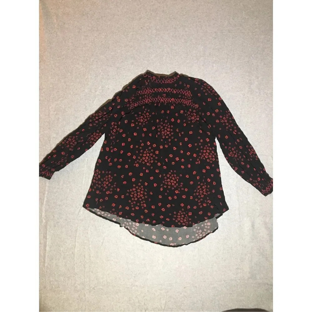 Womens Free People Blouse Size Small Black Red Floral Design Babydoll Style